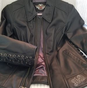 Women's Harley Davidson black leather jacket